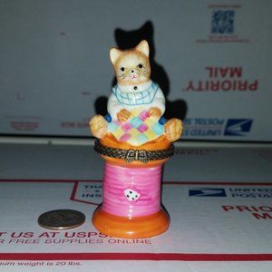 Cat Dress Knitting Yarn Thread Jewelry Box